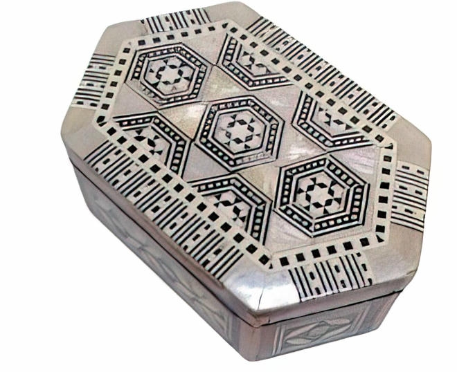 -Special 17cm Coffin Box Assorted Designs